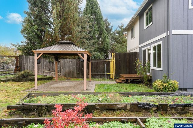 108 NE Powderhorn Dr, Corvallis, OR 97330