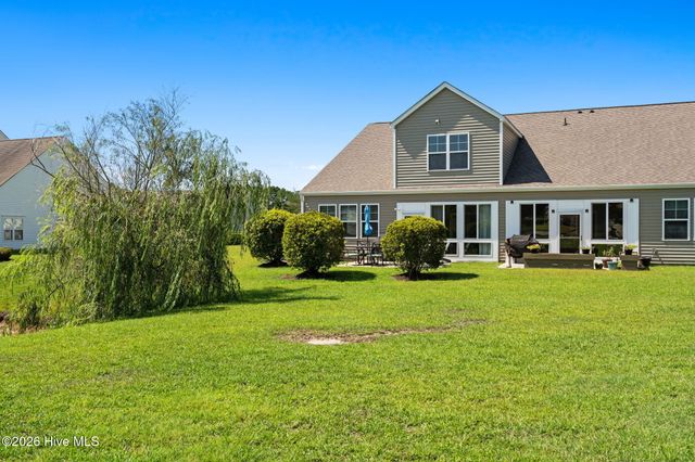 2128 Cass Lake Road, Calabash, NC 28467
