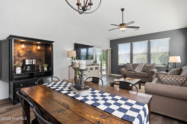 2128 Cass Lake Road, Calabash, NC 28467