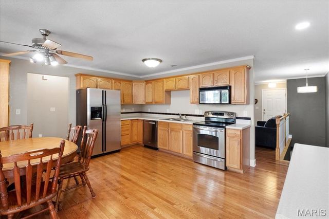 1472 Manchester Drive, O'fallon, IL 62269