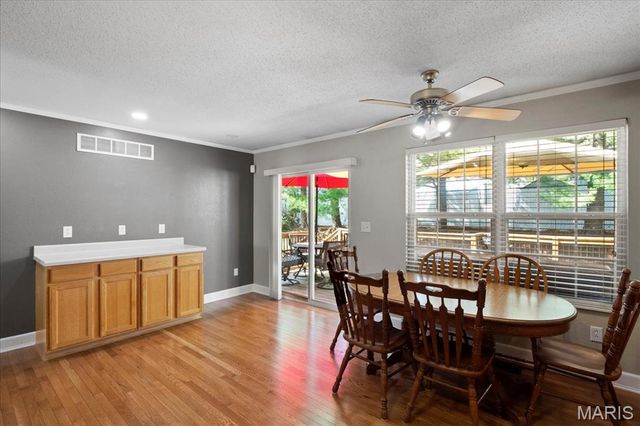 1472 Manchester Drive, O'fallon, IL 62269