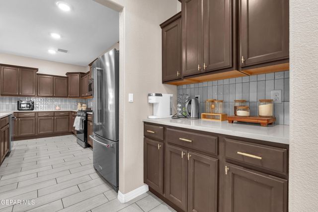 12733 Silver Streak Avenue, Horizon City, TX 79928