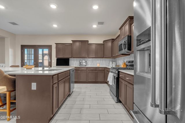 12733 Silver Streak Avenue, Horizon City, TX 79928