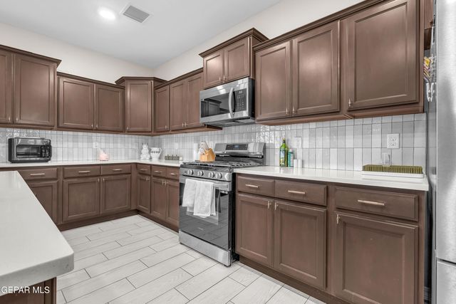 12733 Silver Streak Avenue, Horizon City, TX 79928