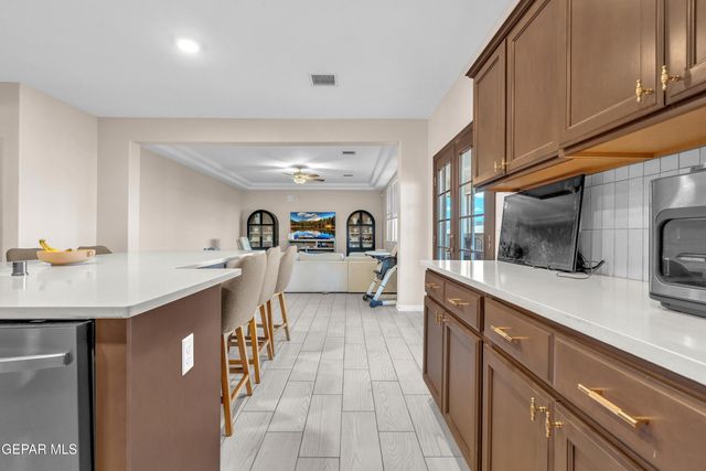 12733 Silver Streak Avenue, Horizon City, TX 79928