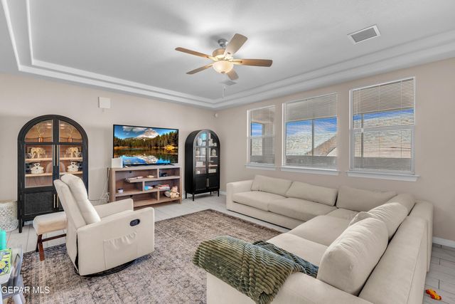 12733 Silver Streak Avenue, Horizon City, TX 79928