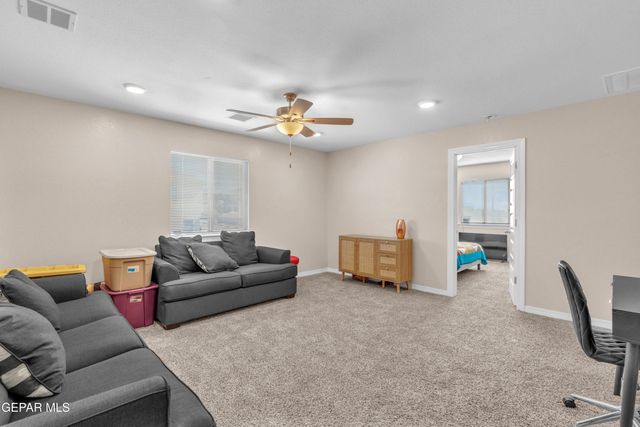 12733 Silver Streak Avenue, Horizon City, TX 79928