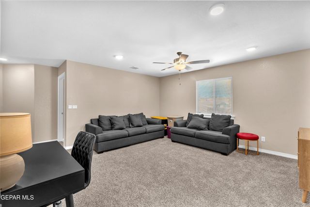 12733 Silver Streak Avenue, Horizon City, TX 79928