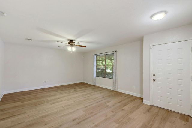 2503 Star Grass CIR, Austin, TX 78745