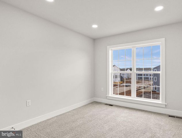 7 SAGE ST, Carlisle, PA 17015