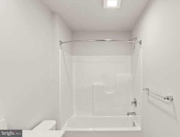 7 SAGE ST, Carlisle, PA 17015