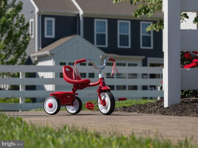 7 SAGE ST, Carlisle, PA 17015