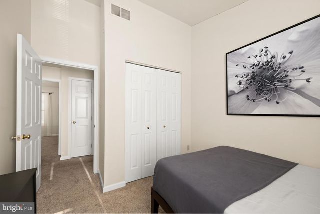 228 JASMINE LN, Newark, DE 19702