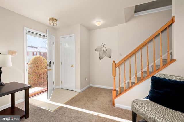 228 JASMINE LN, Newark, DE 19702