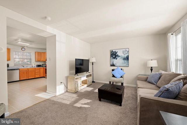 228 JASMINE LN, Newark, DE 19702