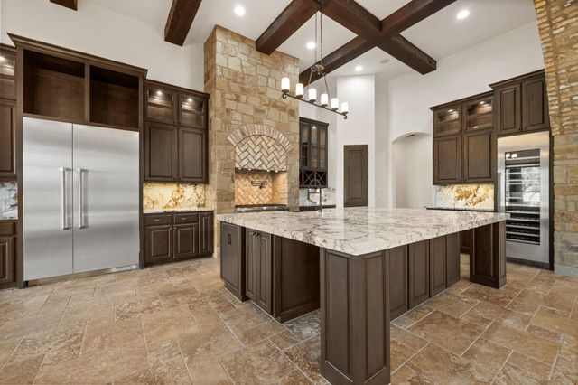 444 La Serena LOOP, Horseshoe Bay, TX 78657