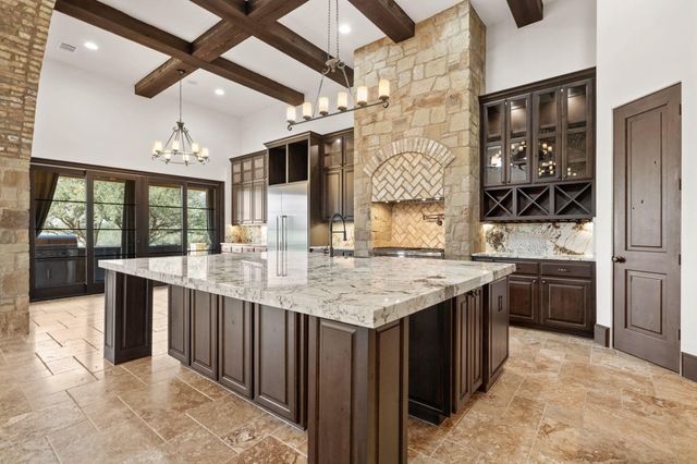 444 La Serena LOOP, Horseshoe Bay, TX 78657