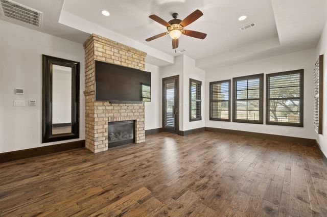 444 La Serena LOOP, Horseshoe Bay, TX 78657