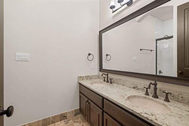 444 La Serena LOOP, Horseshoe Bay, TX 78657