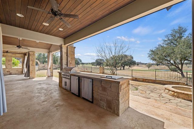 444 La Serena LOOP, Horseshoe Bay, TX 78657