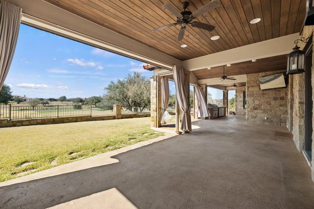 444 La Serena LOOP, Horseshoe Bay, TX 78657