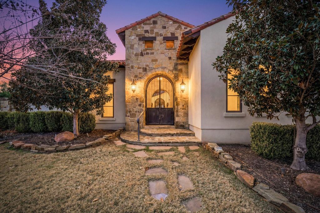 444 La Serena LOOP, Horseshoe Bay, TX 78657