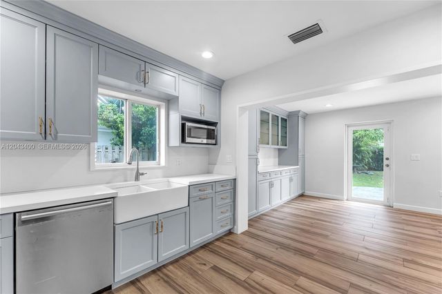 8255 SW 134th Street, Pinecrest, FL 33156