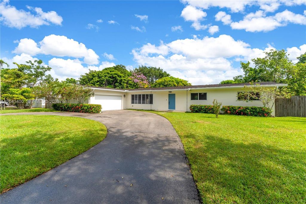8255 SW 134th Street, Pinecrest, FL 33156