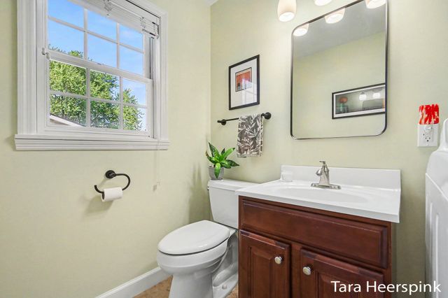 2077 Fernwood Drive, Georgetown Twp, MI 49428