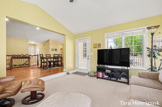 2077 Fernwood Drive, Georgetown Twp, MI 49428