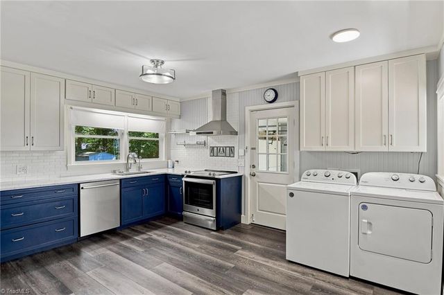 3915 Avera Avenue, Winston-salem, NC 27106
