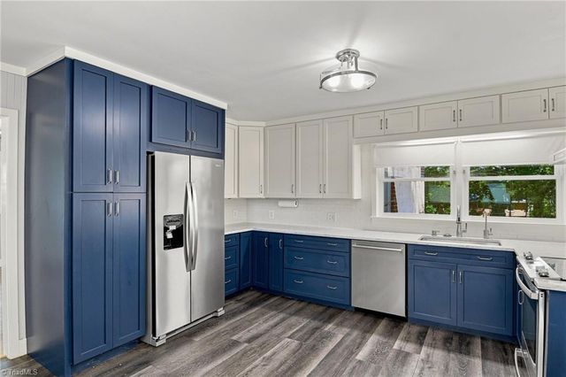 3915 Avera Avenue, Winston-salem, NC 27106