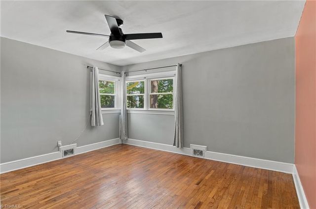 3915 Avera Avenue, Winston-salem, NC 27106