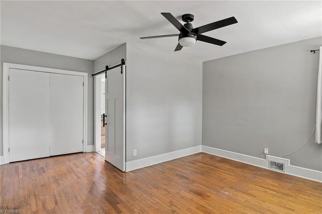 3915 Avera Avenue, Winston-salem, NC 27106