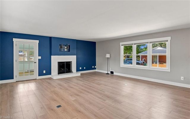 3915 Avera Avenue, Winston-salem, NC 27106