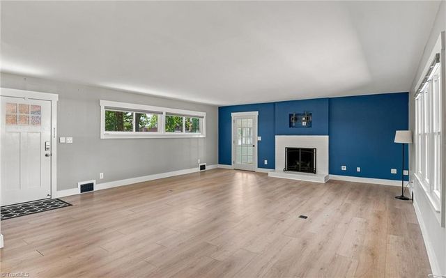 3915 Avera Avenue, Winston-salem, NC 27106