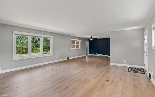 3915 Avera Avenue, Winston-salem, NC 27106