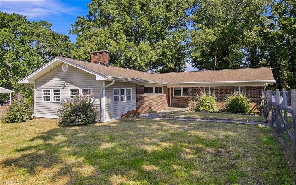 3915 Avera Avenue, Winston-salem, NC 27106