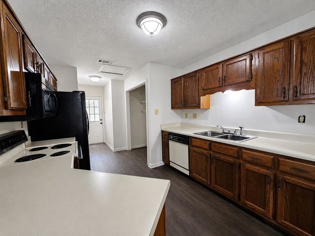 6631 MORNINGSGATE CV, Bartlett, TN 38135