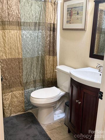 192 Heritage View Road, Hickory, NC 28601