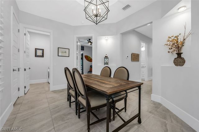 2464 Lake AVE, Naples, FL 34112