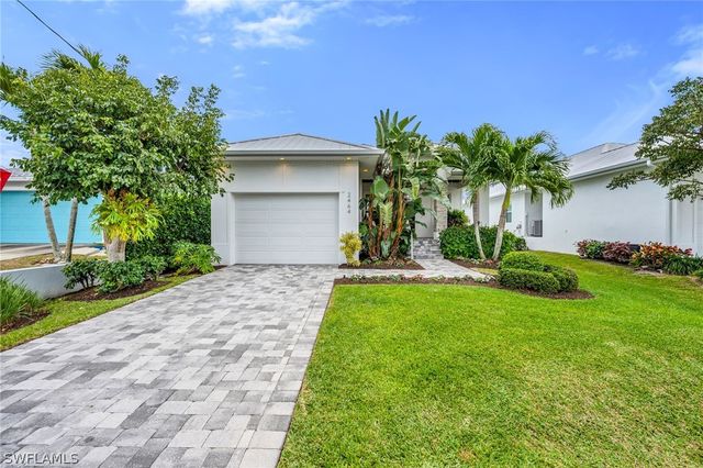 2464 Lake AVE, Naples, FL 34112