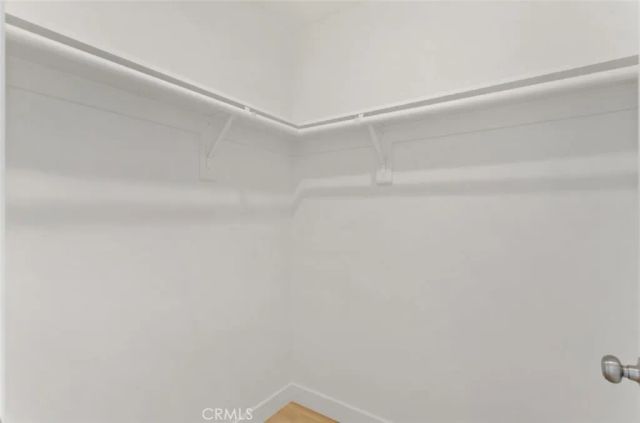 711 W 80th, Los Angeles, CA 90044