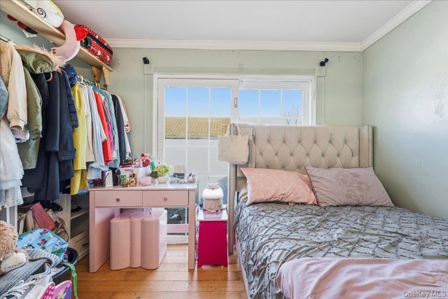 28 Hemlock Street, Central Islip, NY 11722