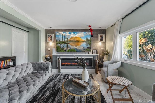 28 Hemlock Street, Central Islip, NY 11722