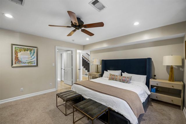 2 Cedar Lawn Drive N, Galveston, TX 77551