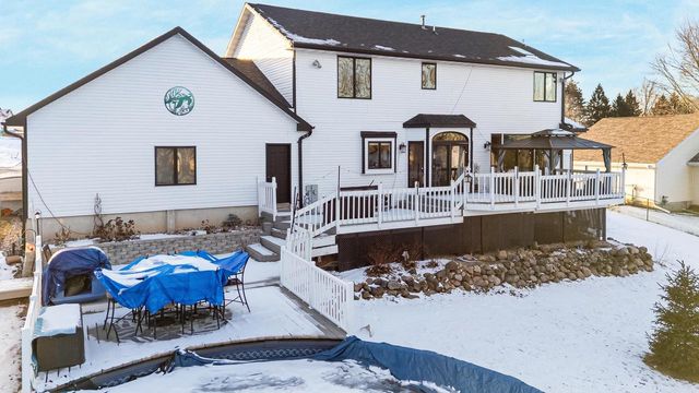 1836 OSHKOSH STREET, New London, WI 54961