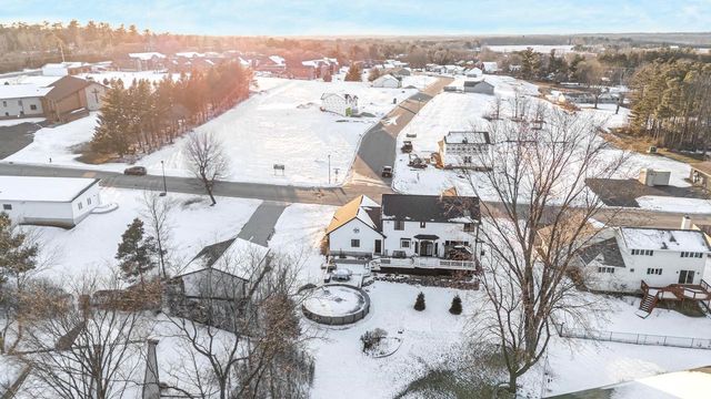 1836 OSHKOSH STREET, New London, WI 54961