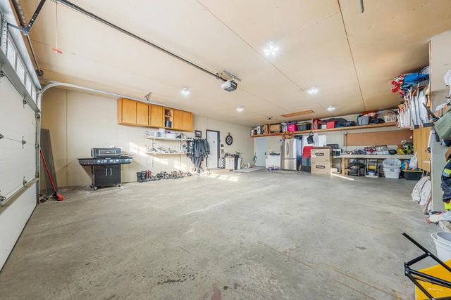 1836 OSHKOSH STREET, New London, WI 54961