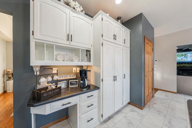 1836 OSHKOSH STREET, New London, WI 54961